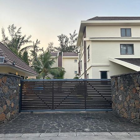 Anaya Residence Flic en Flac Exterior photo